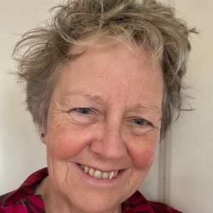 Meet your Posher, Regina